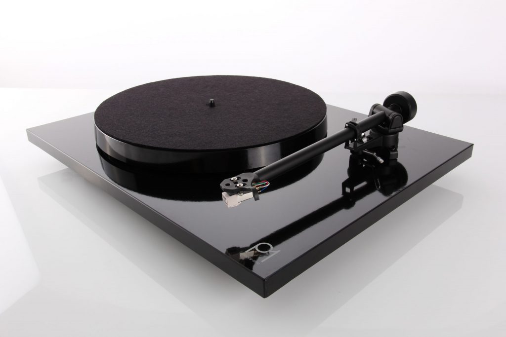 REGA P1 pladespiller
