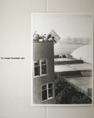 Tim Hecker - Ravedeath, 1972